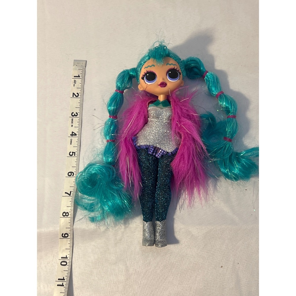 LOL Surprise OMG‎ Doll Fierce Diva Turquoise Hair Pink Fur Jacket Glitter Pants